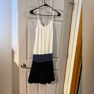 VENUS White, Navy, and Black Midi Dress